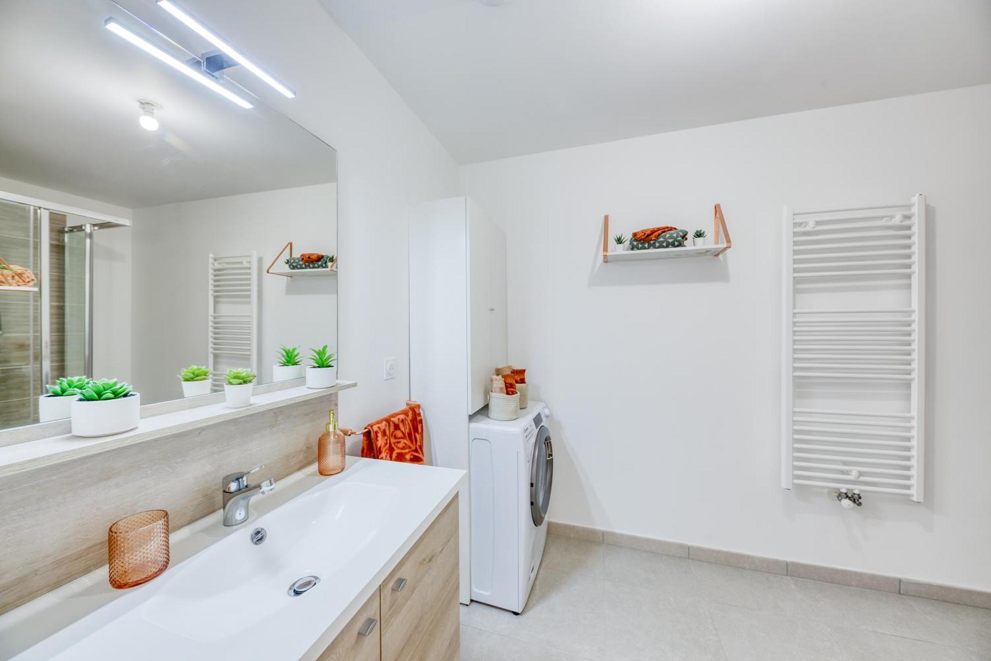 Massy Serenity - 64M2, Terrace, Balcony, Parking Εξωτερικό φωτογραφία