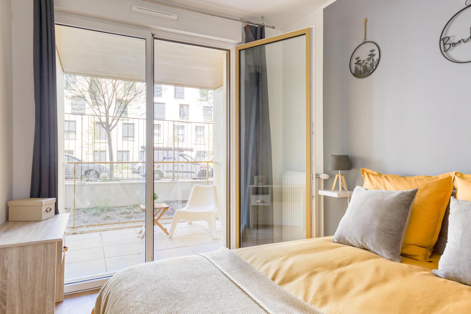 Massy Serenity - 64M2, Terrace, Balcony, Parking Εξωτερικό φωτογραφία